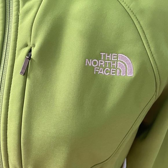 Ladies North Face TNF Apex Jacket - Picture 2 of 9
